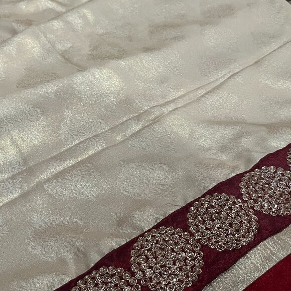 Beige Soft silk saree below $200 | Designer Beige silk saree with maroon order - Picture 4 of 13
